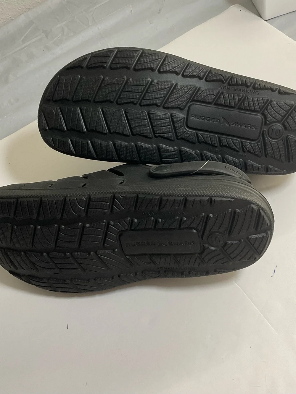 Rugged Shark comfortable black